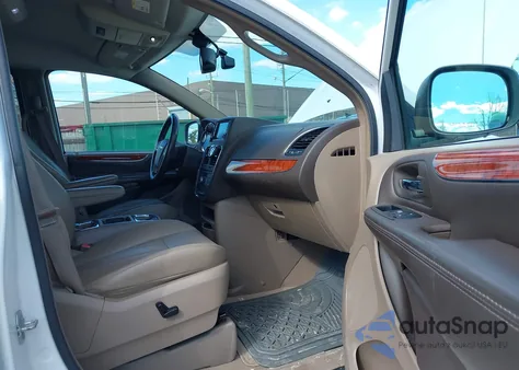 2015 Chrysler Town & Country Touring-L из США, поврежденный, VIN 2C4RC1CG3FR698065
